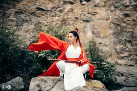 小说：她竟然觉得身上有些热图片