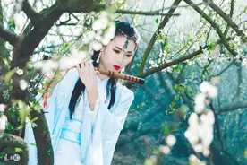 小说：王爷误以为她和别的男子卿卿我我，她恼怒：你嘴巴放干净点图片
