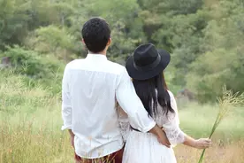 小说：快穿进各种你们看过的奇葩剧情里，看大佬如何惩治极品。图片