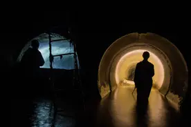 故事：瞎阿太梦中出现黑纸人，得知昨天我被替换，事态加重图片