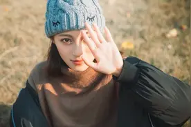 小说：全球物价贬值，首富都只有四十万身家，小伙存款超两百万图片