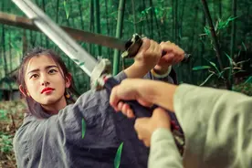 小说：养尸的村子，村民都被抓了。图片