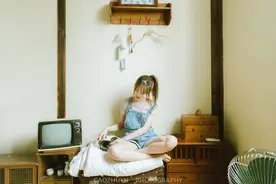 小说：暗恋校草多年，如今早已是大美女的她，却仍不敢和他搭话图片