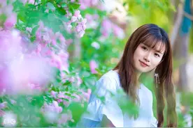 小说：她聘请他做她的保镖，他却不要报酬，他只要陪在她的身边图片