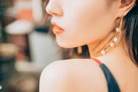 小说：新婚老公是盲人，她小心翼翼照顾他，却被对方嫌弃像保姆图片