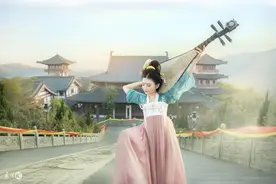 言情：她是嫡出的大小姐，和她讲规矩，你不配图片