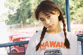 小说：美女总裁挑衅穷小子的技术，结果秋名山车神上线一顿操作图片