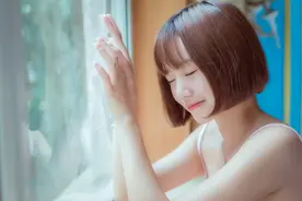 小说：审美奇怪的老人竟是英格兰红玫瑰？？图片