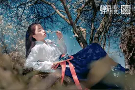 小说：唐笑说关于修炼升级我一点也不在意，反正打着打着就突破了图片