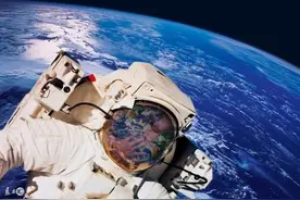 小说：女孩练女子防身术，拿男友开刀，男孩差点被打的下身残废！图片