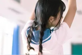 小说：我知道灰姑娘和王子从来就不是一对，可是我还是想拼一拼图片