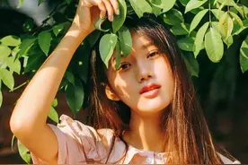 小说：我给美女闺蜜按摩，美女听到声音非常生气图片