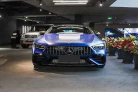 售价134.48万元，2024款AMG GT 53 4MATIC+四门跑车上市，配置调整图片
