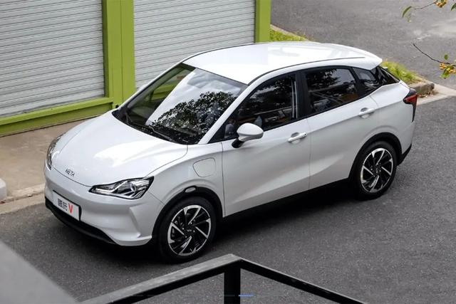 8万拿下纯电代步车，续航最高超400km，真香！