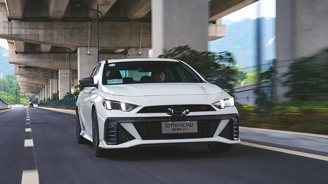 圈速超越领克03+！只要13.8万起的影豹R 真的值得买吗？