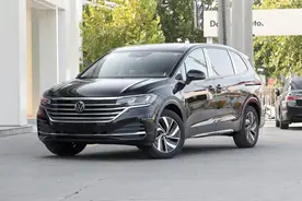轴距3米18的德系真大7座MPV，比GL8舒适又有逼格，带你看大众威然图片