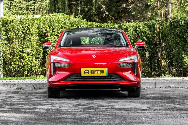 深度解析雷诺江铃羿，它能满足新生代消费者的挑剔需求？