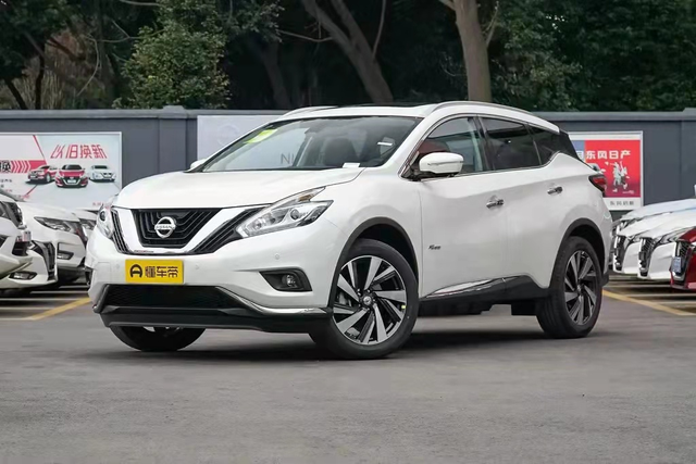 测评2021款楼兰,搭2.5t机械增压发动机,空间大,动力足