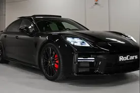 实拍2025款帕拉梅拉GTS，配V8动力加速3.8秒，这声浪你受得了吗？视频封面