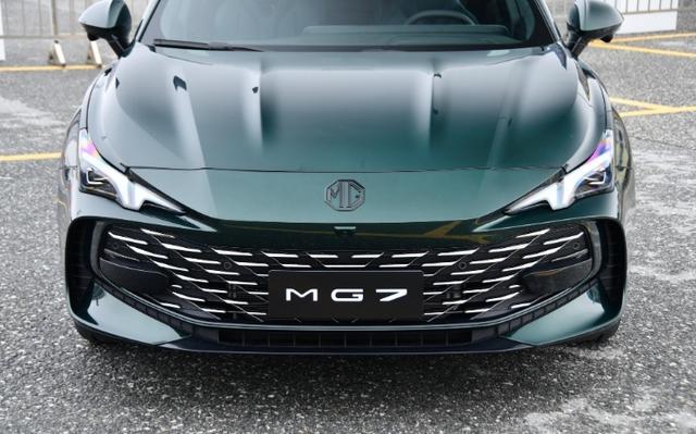 MG7只要11.98万起，出口最多的MG，为何在国内如此卑微？