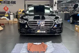 一杯咖啡血亏一万多！奔驰S450车主含泪更换座椅皮套、海绵图片