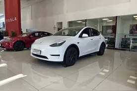 Model3和Y谁更适合家用？再选一次我估计不会选择现款的ModelY图片