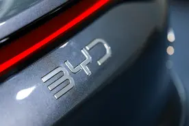 全新海豹06：十万级的车，真有人会多花一万买智驾？图片