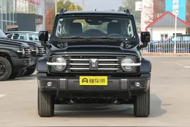 体验坦克300城市版，提供2.0T发动机，对比新能源竞品实惠吗？图片