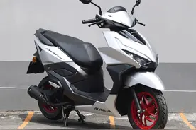 新大洲本田NS125RX-终于加了ABS!图片