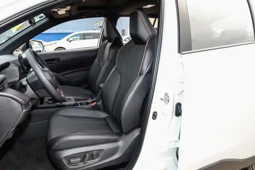 卡罗拉suv2026款型报价表_2026款卡罗拉锐放内饰智能化体验_2026款卡罗拉锐放外观设计