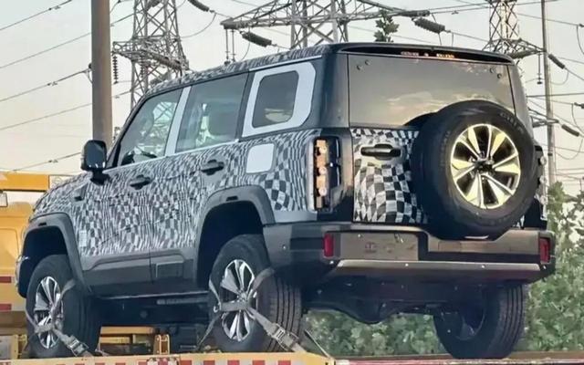 新一代北京BJ40曝光，有望搭载无框车门，或被定名“BJ41”?