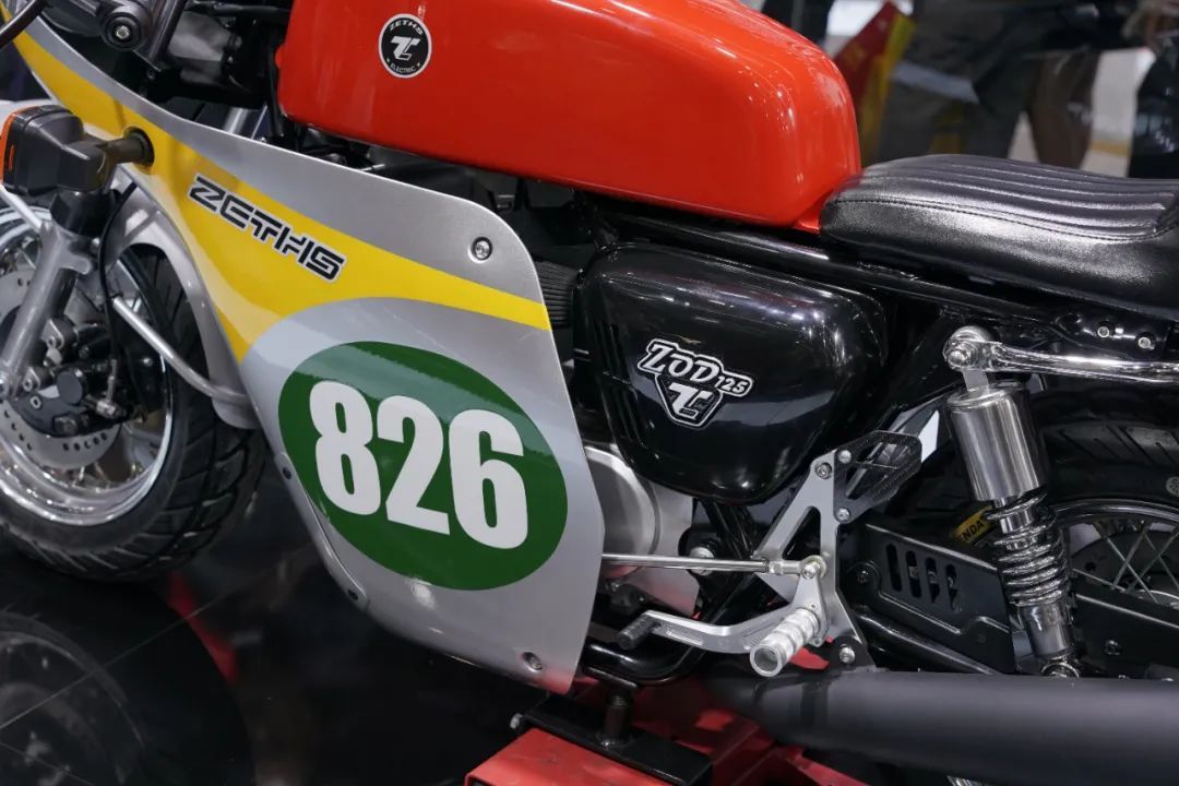 玩的就是年代感！柴特又双叒出复古车型，复古路上难回...8438|小老婆汽機車資訊網