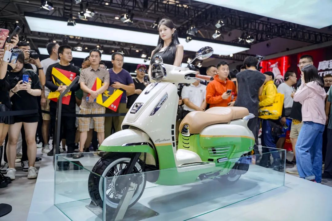 宗申这阵容太过庞大，四缸仿赛 RC680R 正式亮相！2955|小老婆汽機車資訊網