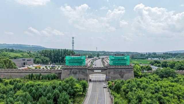 BJ30 驰骋右玉古城：在晋北风沙里，触摸千年边塞烟火