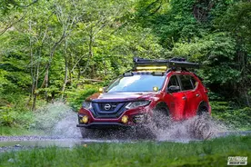 老款奇骏改装“Overland”风格 升高车身 越野能力提升图片