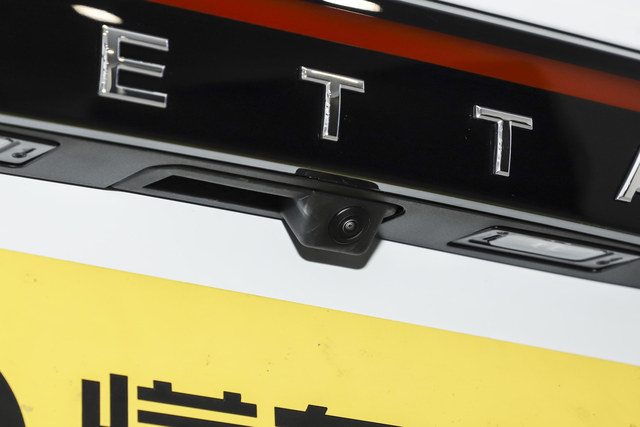 新车｜售11.99万元起/诚意价9.59万元起，捷达VS8上市，1.4T动力
