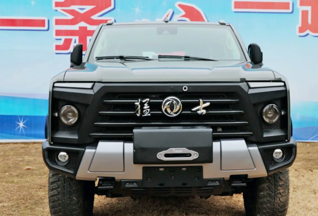 东风猛士M20曝光，外观霸气超大G，6.7L排量成新一代越野利器