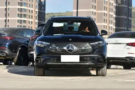 奔驰GLC改款，价格不变，油耗变低，可选5/7座，值得买吗？图片