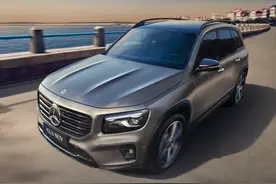 30万的1.3T车型还能再卖3年？新款奔驰GLB上市售31.19万元起图片