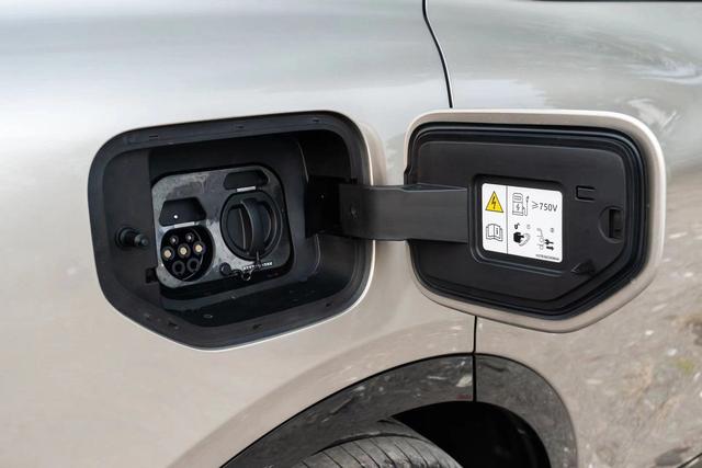 19万多，华为乾坤+鸿蒙座舱，最高续航901km	，全新岚图知音行吗？