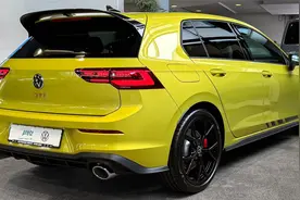 2024大众高尔夫GTI（300马力）外观和内饰细节视频封面