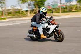 动如脱兔，轻巧灵活—宗申魔方150动态测评图片