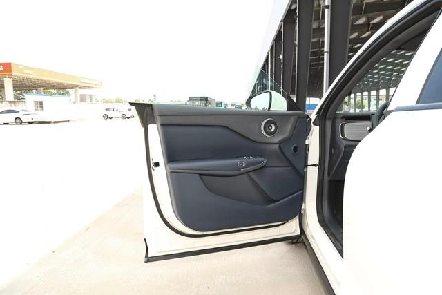 19万多，华为乾坤+鸿蒙座舱，最高续航901km	，全新岚图知音行吗？