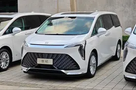 售价46.99万元起，新款别克世纪CENTURY正式上市图片