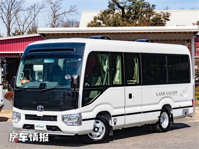 中巴房车的标杆!配4.0l动力的丰田考斯特,前后贯通设计空间真大