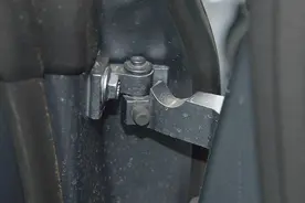 小鹏P7+拆车：这么大的车，起售价只有18万，难怪吸引人图片