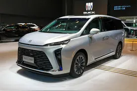 18.99万起，别克GL8推出一口价：不让我好过，那就谁都别好过图片