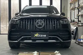 奔驰GLE53必改项目，原厂运动排气一上车，声浪直接让你血脉贲张图片