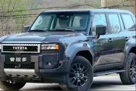 丰田又出"越野王"，配2.4T双擎，油耗仅10.11L，带劲吗？图片