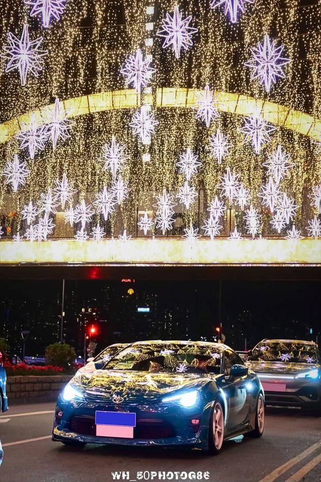 成功打卡“粤车南下”，终于把自己心爱的86开到香港街头！